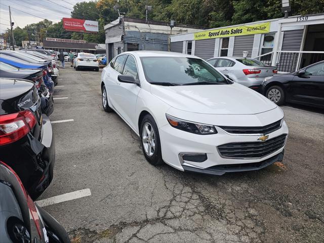 used 2018 Chevrolet Malibu car, priced at $10,500