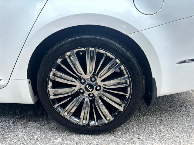 used 2014 Kia Cadenza car, priced at $9,500