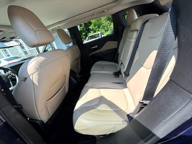 used 2015 Jeep Cherokee car, priced at $8,400