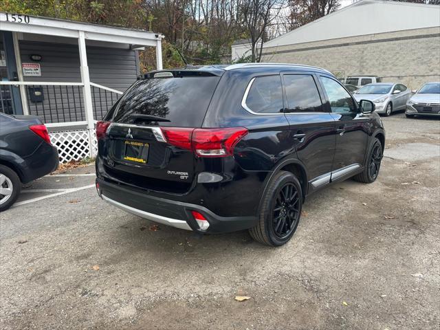 used 2016 Mitsubishi Outlander car, priced at $11,900