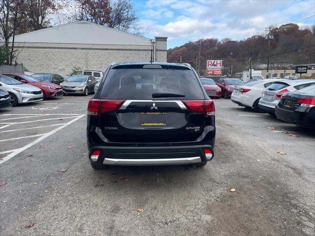 used 2016 Mitsubishi Outlander car, priced at $11,900