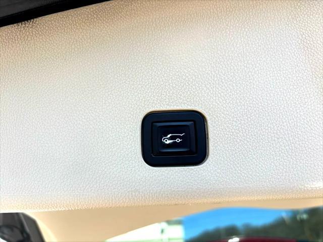 used 2011 Cadillac SRX car, priced at $8,200