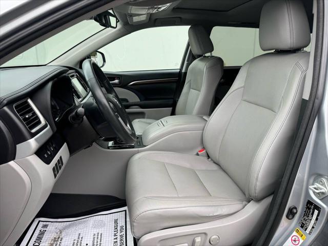 used 2016 Toyota Highlander car, priced at $20,998