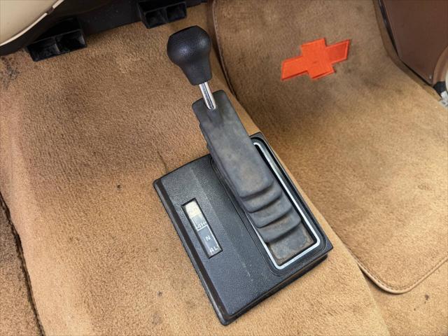 used 1989 Chevrolet Suburban car, priced at $5,888