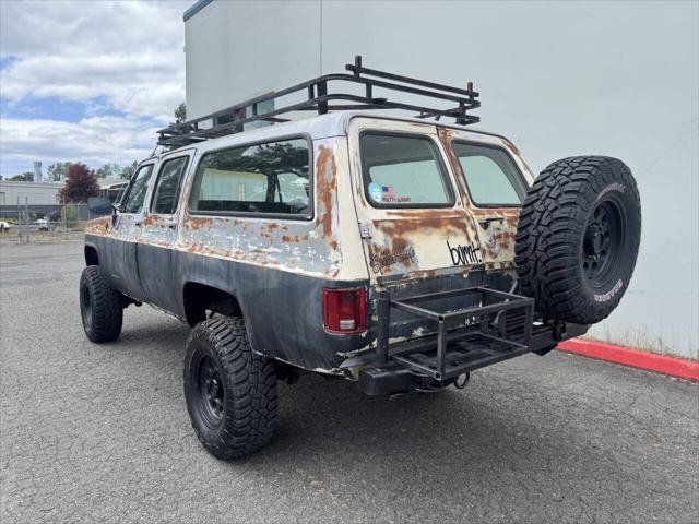 used 1989 Chevrolet Suburban car, priced at $5,888