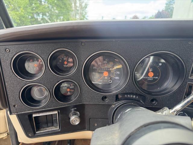 used 1989 Chevrolet Suburban car, priced at $5,888