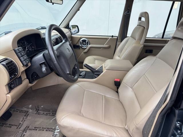 used 1995 Land Rover Discovery car, priced at $8,999