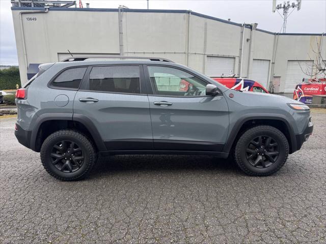 used 2015 Jeep Cherokee car, priced at $10,998