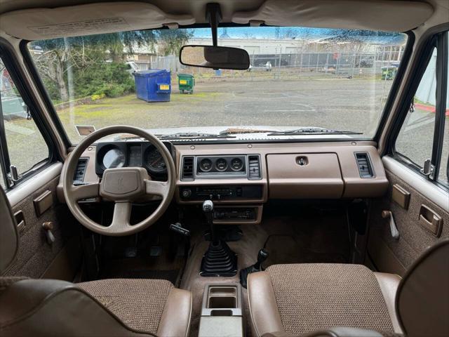 used 1991 Isuzu Trooper car, priced at $5,488