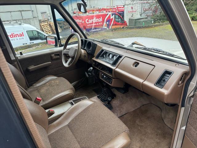 used 1991 Isuzu Trooper car, priced at $5,488