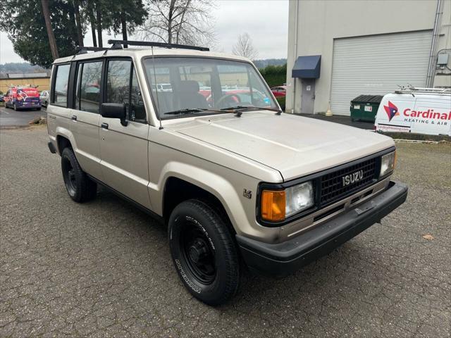 used 1991 Isuzu Trooper car, priced at $5,488