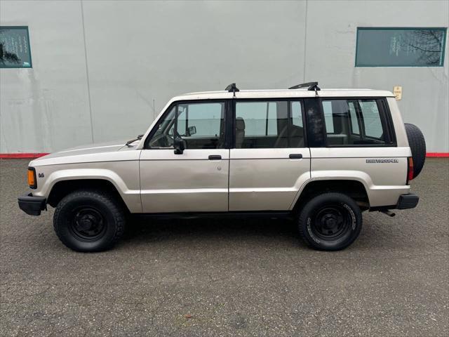 used 1991 Isuzu Trooper car, priced at $5,488