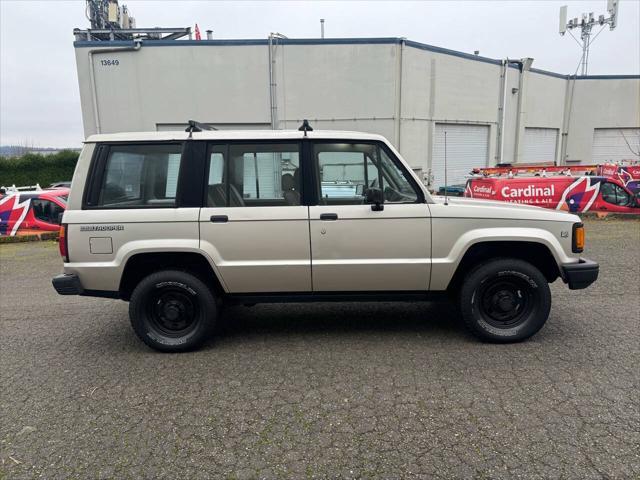 used 1991 Isuzu Trooper car, priced at $5,488