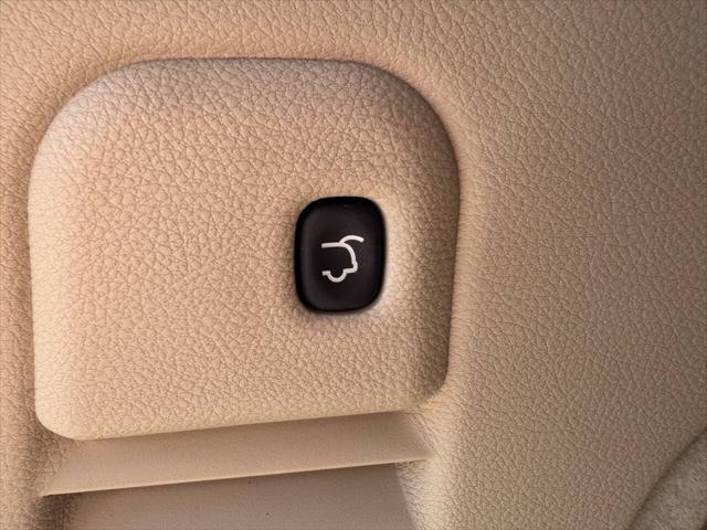 used 2014 Jeep Grand Cherokee car, priced at $14,398