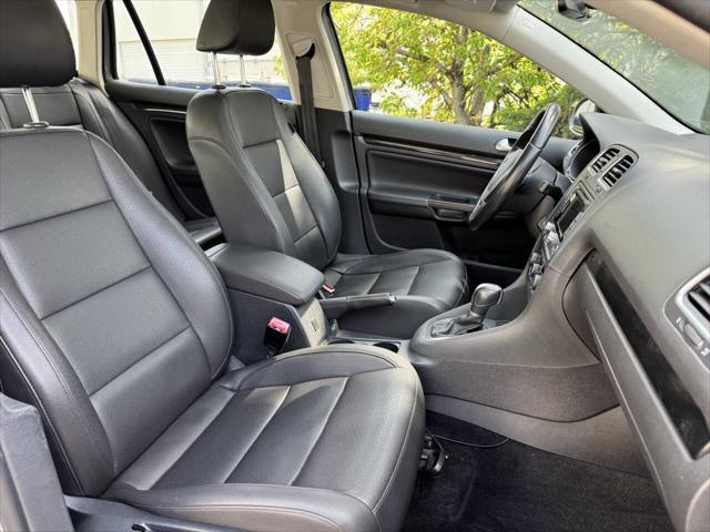 used 2014 Volkswagen Jetta SportWagen car, priced at $10,998