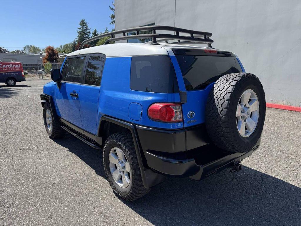 used 2007 Toyota FJ Cruiser car, priced at $15,998