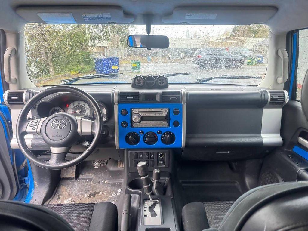 used 2007 Toyota FJ Cruiser car, priced at $15,998