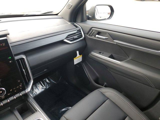 new 2025 GMC Acadia car, priced at $50,725
