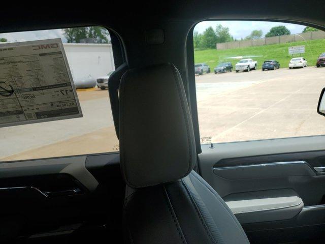 new 2025 GMC Sierra 1500 car, priced at $66,925