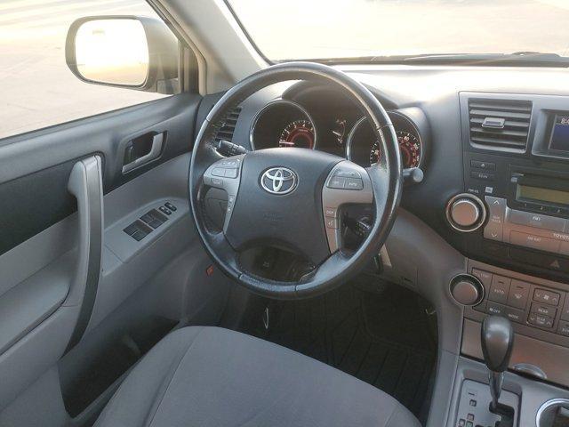 used 2010 Toyota Highlander car, priced at $14,980