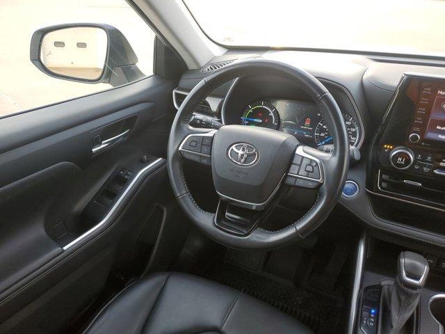 used 2021 Toyota Highlander Hybrid car, priced at $33,980