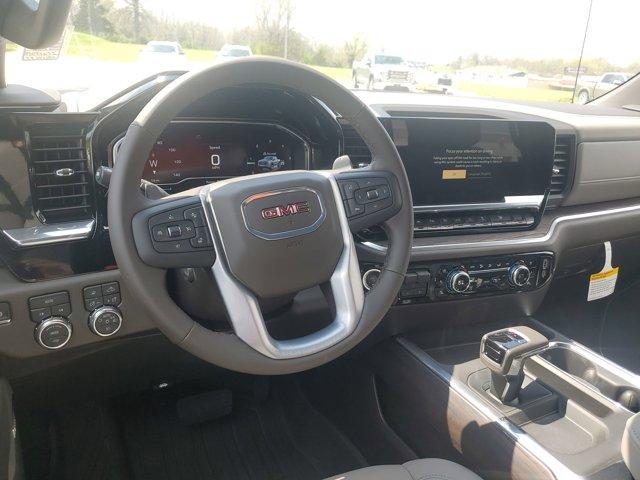new 2025 GMC Sierra 1500 car, priced at $67,270