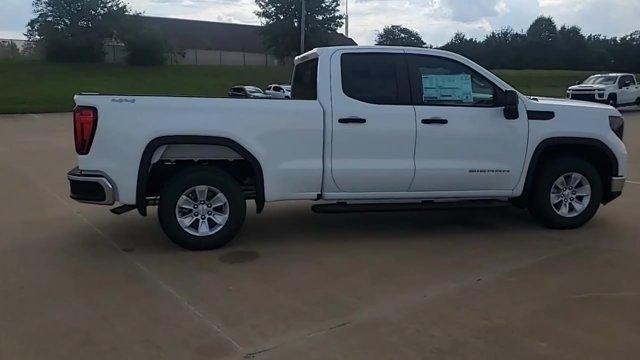 new 2025 GMC Sierra 1500 car, priced at $51,605