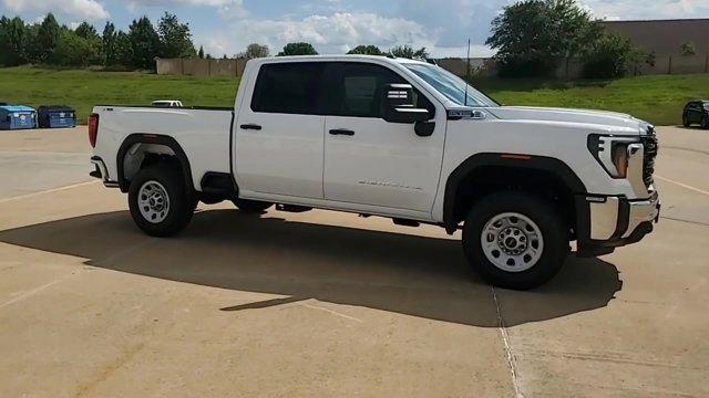 new 2025 GMC Sierra 3500 car, priced at $52,332