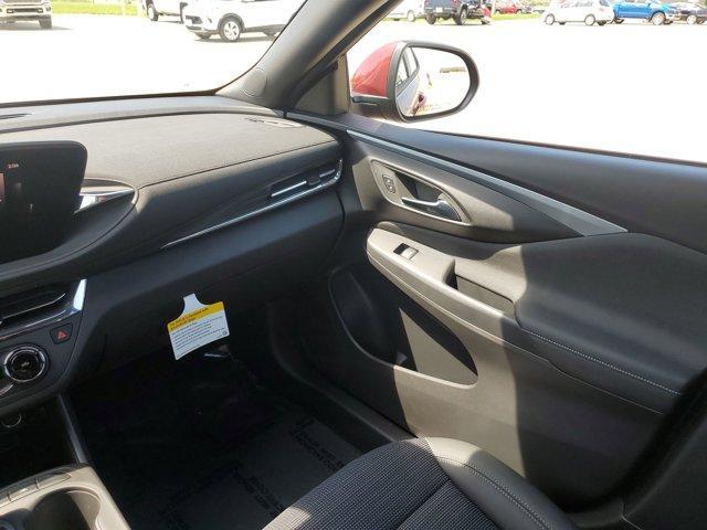 new 2025 Buick Envista car, priced at $25,590