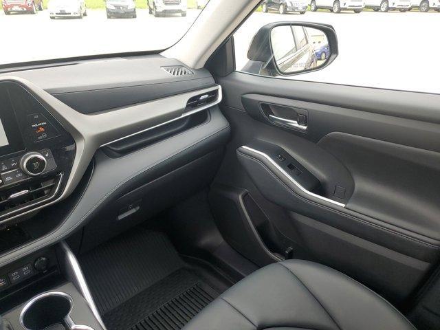 used 2024 Toyota Highlander car, priced at $43,980