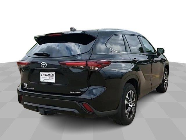 used 2024 Toyota Highlander car, priced at $43,980