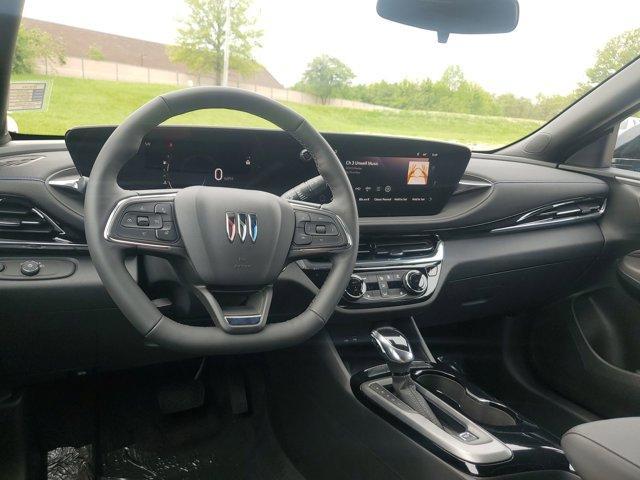 new 2025 Buick Envista car, priced at $30,465