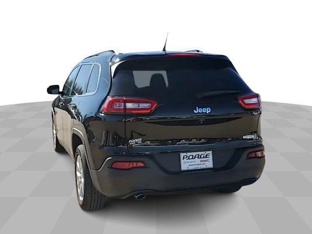 used 2018 Jeep Cherokee car