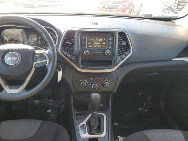 used 2018 Jeep Cherokee car