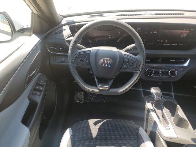 new 2025 Buick Envista car, priced at $25,095