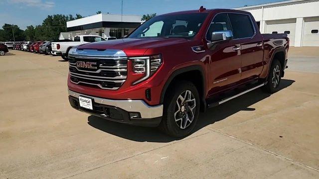new 2025 GMC Sierra 1500 car, priced at $67,070