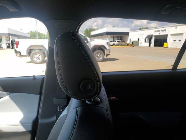 new 2025 Buick Envista car, priced at $27,875