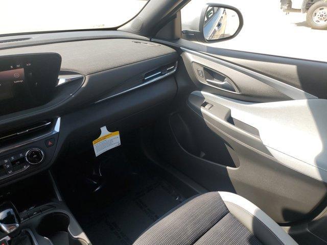new 2025 Buick Envista car, priced at $27,875