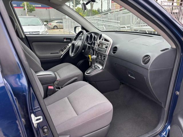 used 2007 Toyota Matrix car, priced at $7,550