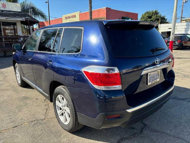 used 2011 Toyota Highlander car, priced at $12,550