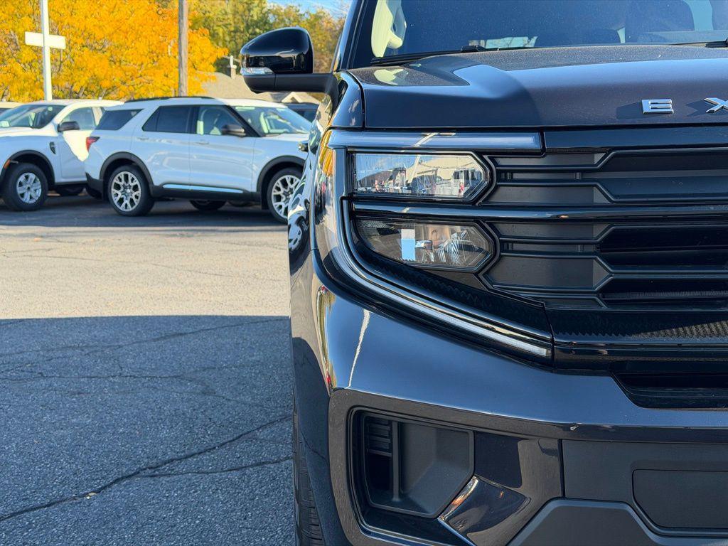 new 2025 Ford Expedition car, priced at $72,225