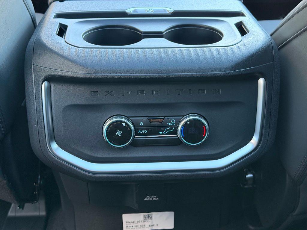 new 2025 Ford Expedition car, priced at $72,225