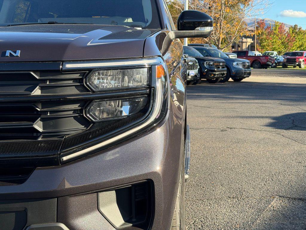 new 2025 Ford Expedition car, priced at $72,225