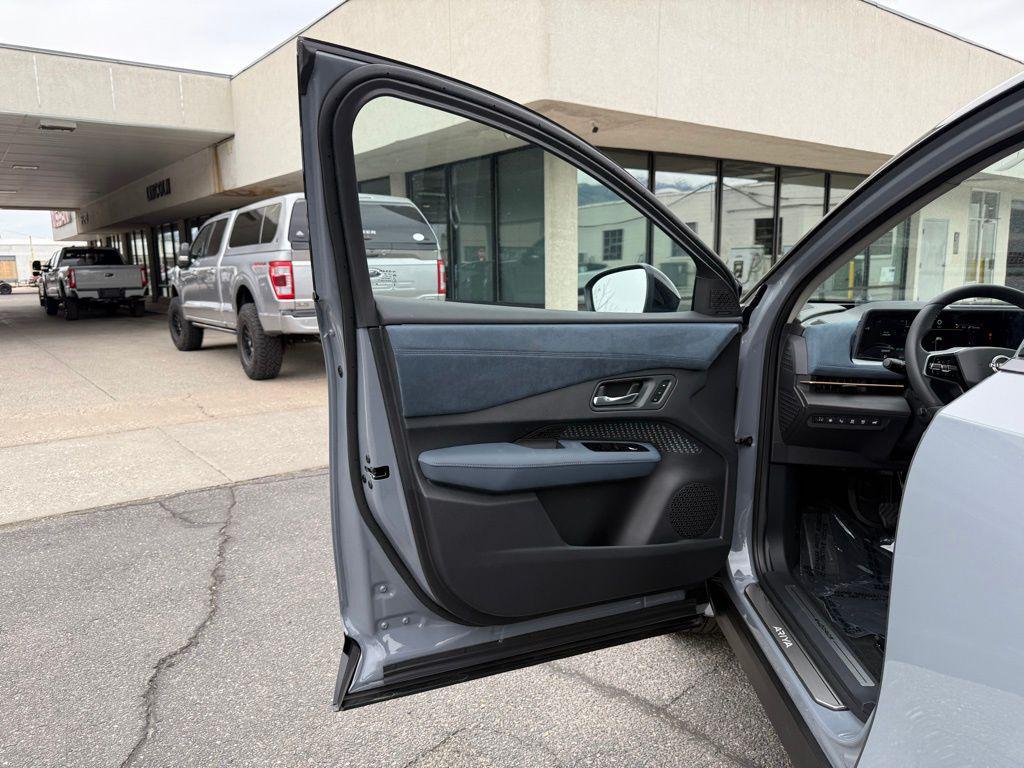 new 2025 Nissan ARIYA car, priced at $44,192