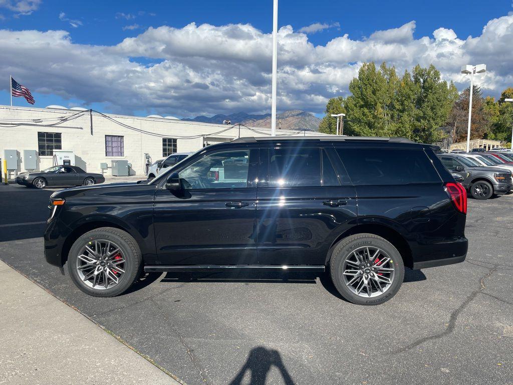 new 2025 Ford Expedition car, priced at $83,990