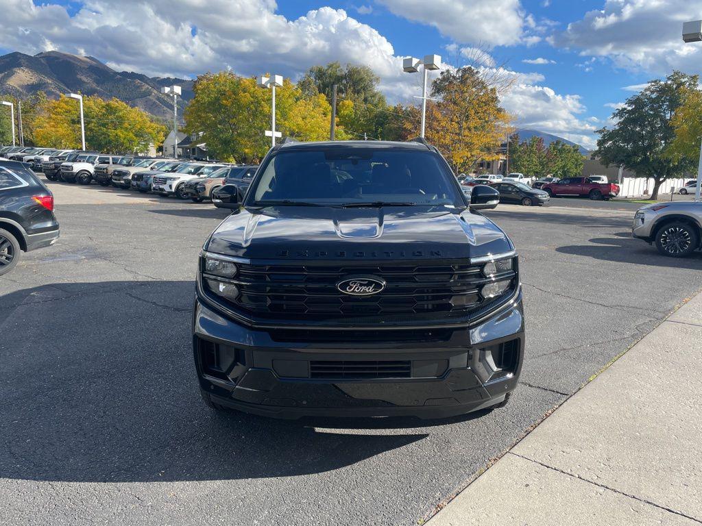 new 2025 Ford Expedition car, priced at $83,990