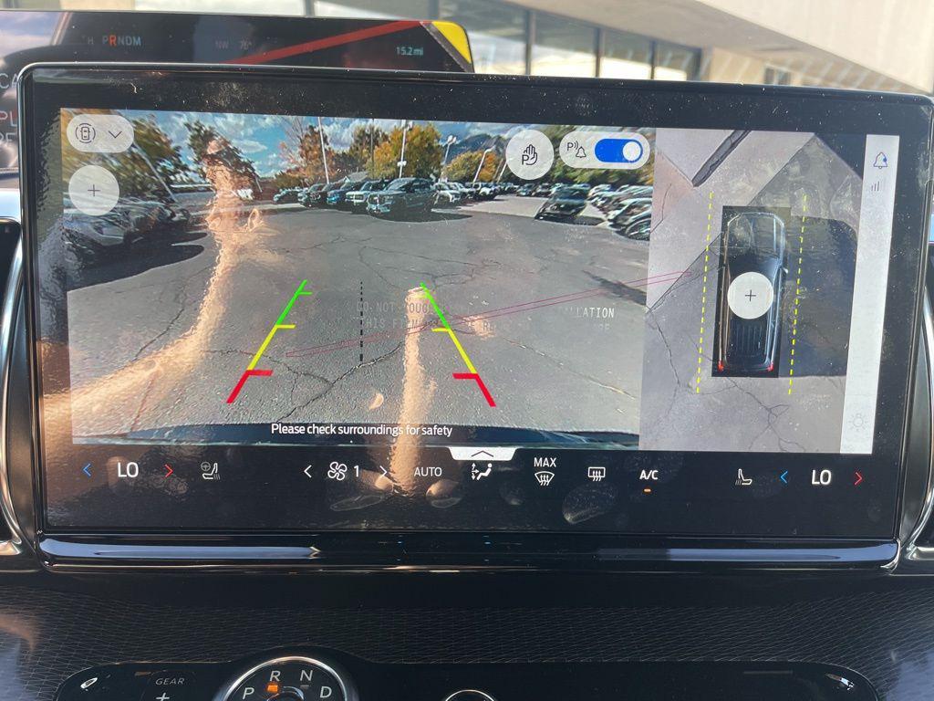 new 2025 Ford Expedition car, priced at $83,990