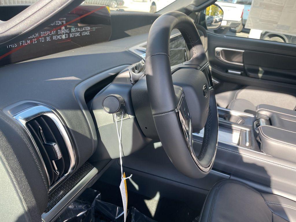 new 2025 Ford Expedition car, priced at $83,990