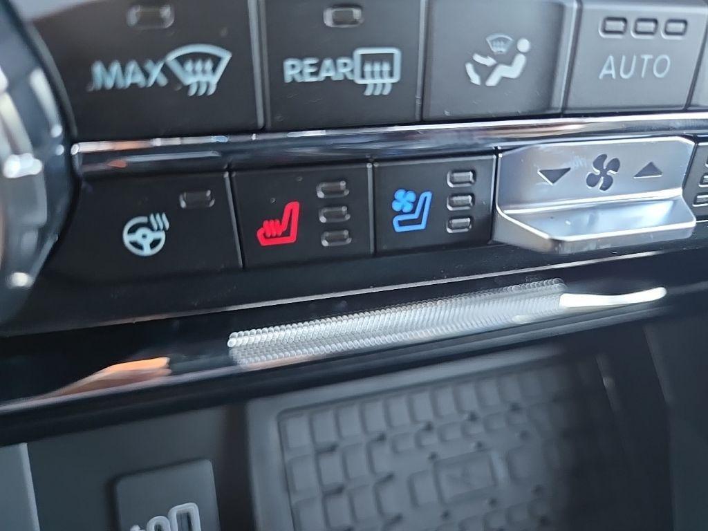 new 2025 Ford F-150 car, priced at $69,933