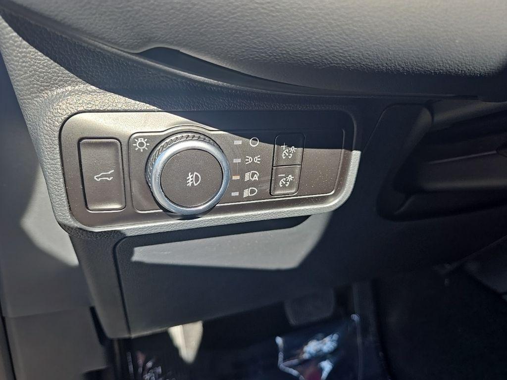 new 2025 Ford Explorer car, priced at $48,564
